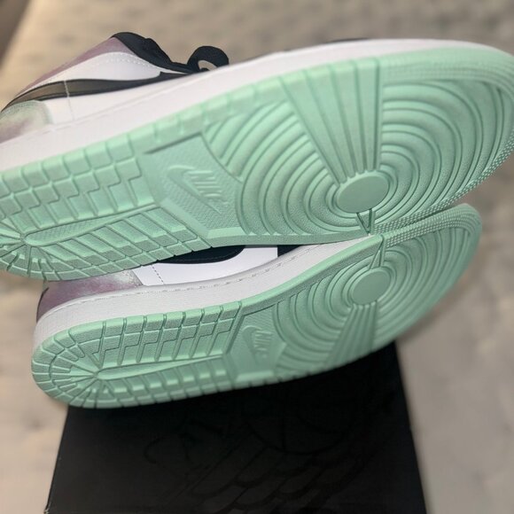 NWT - Jordan 1 Low "Tie-Dye" sneakers - DM1199-100 - Picture 10 of 11